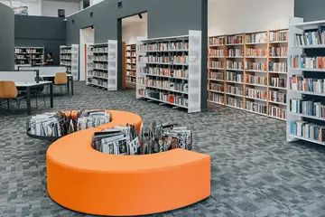 Библиотека İlber Ortaylı